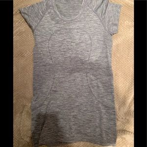 Lulu lemon short sleeved top.